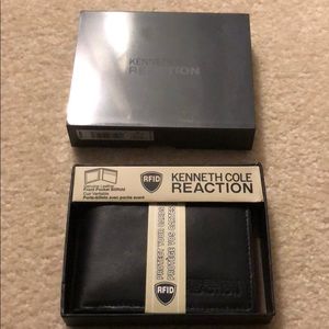 Kenneth Cole Reaction Front Pocket Billfold Wallet